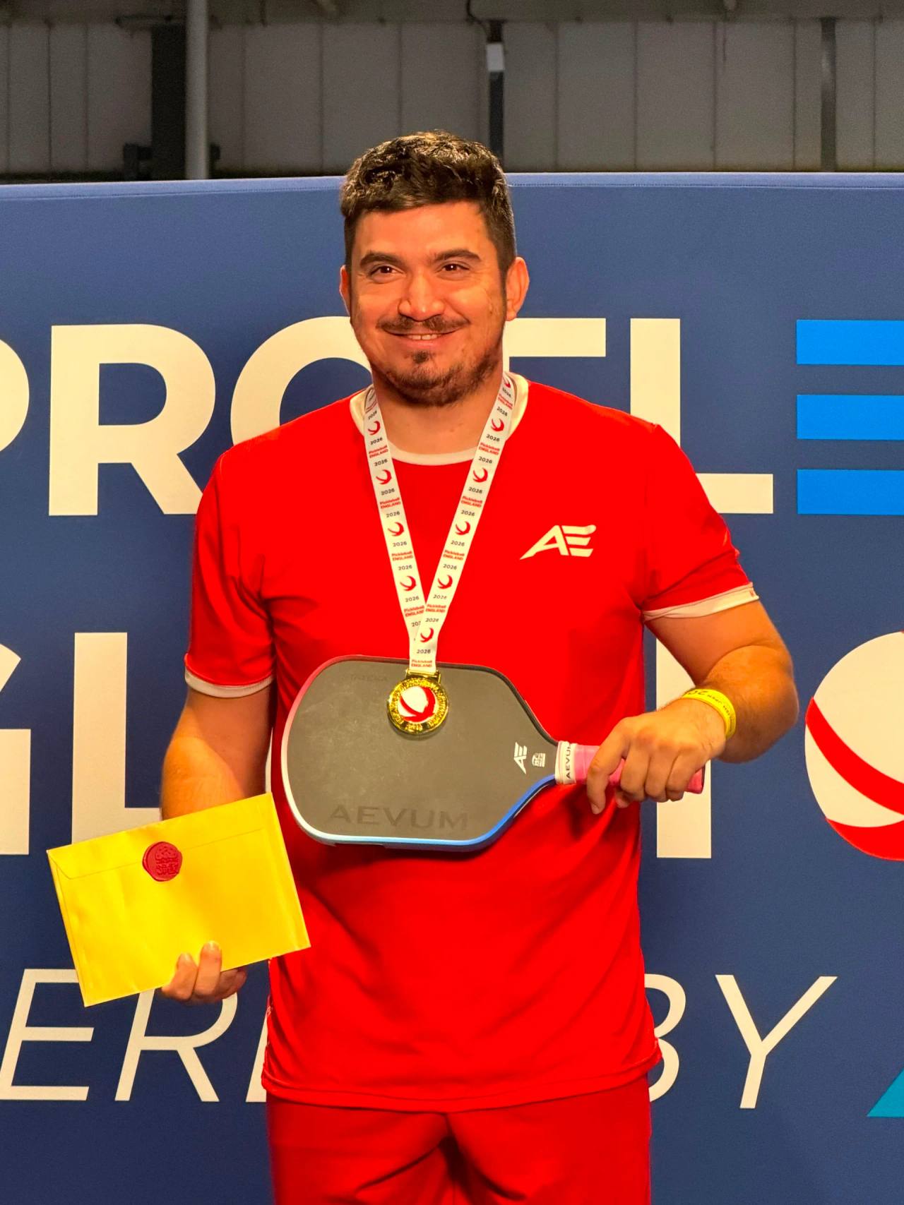Alban Sauce décroche l’or en simples 4.0 à l’English OPEN 2026